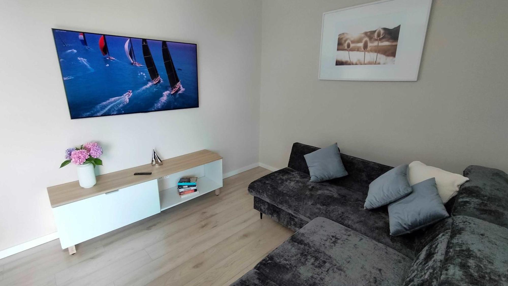 Cicha Przystan Apartamenty Whiteblue Sauna&Fitness&Parking Колобжег Екстериор снимка