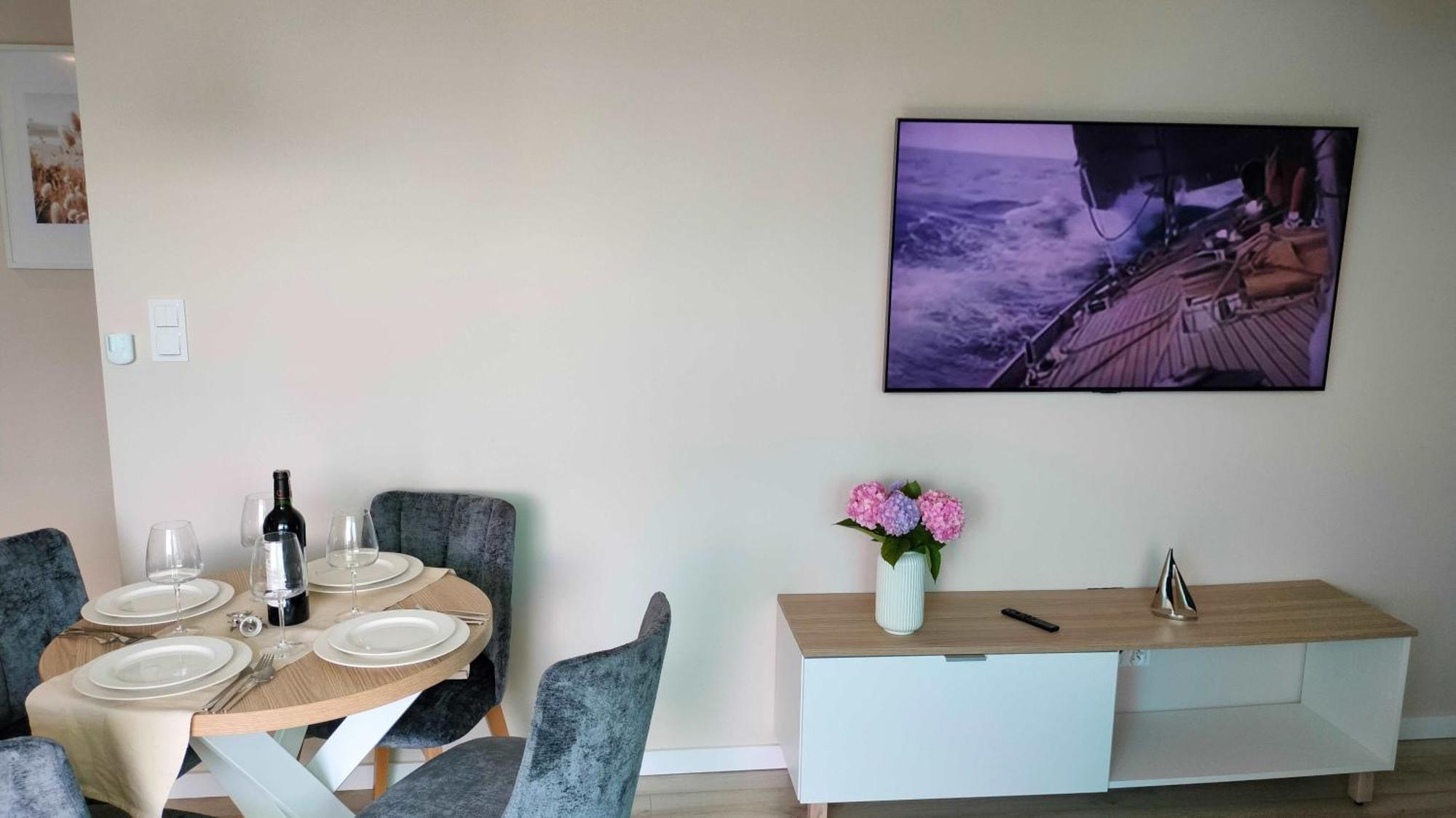 Cicha Przystan Apartamenty Whiteblue Sauna&Fitness&Parking Колобжег Екстериор снимка